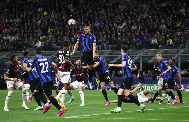 中国队在比 中国队在比